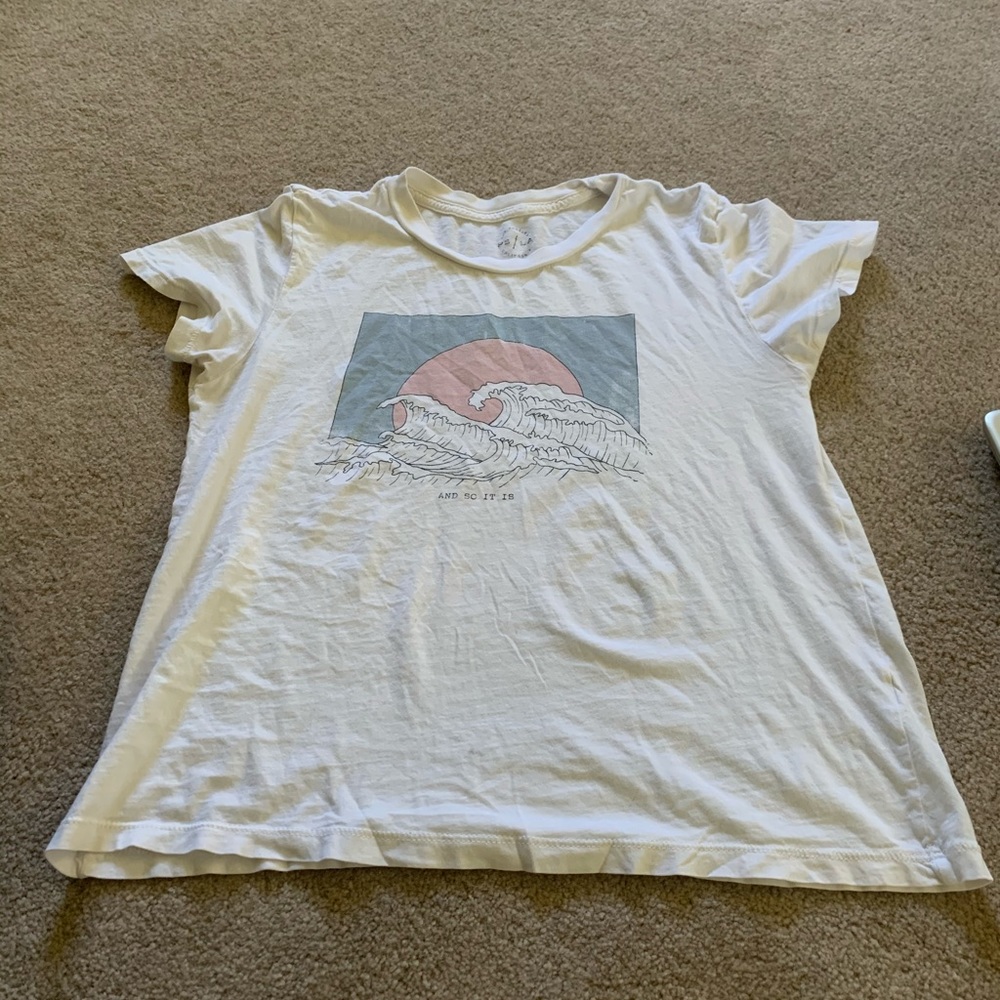 Urban outfitters and so it is tee